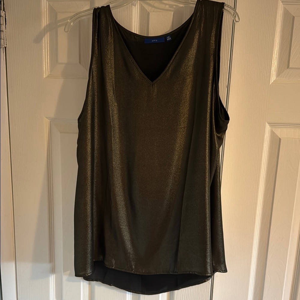Apt. 9 Black and Gold Sleeveless Tank Top
